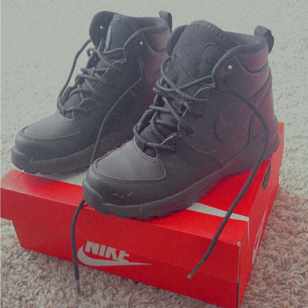 Nike Boots